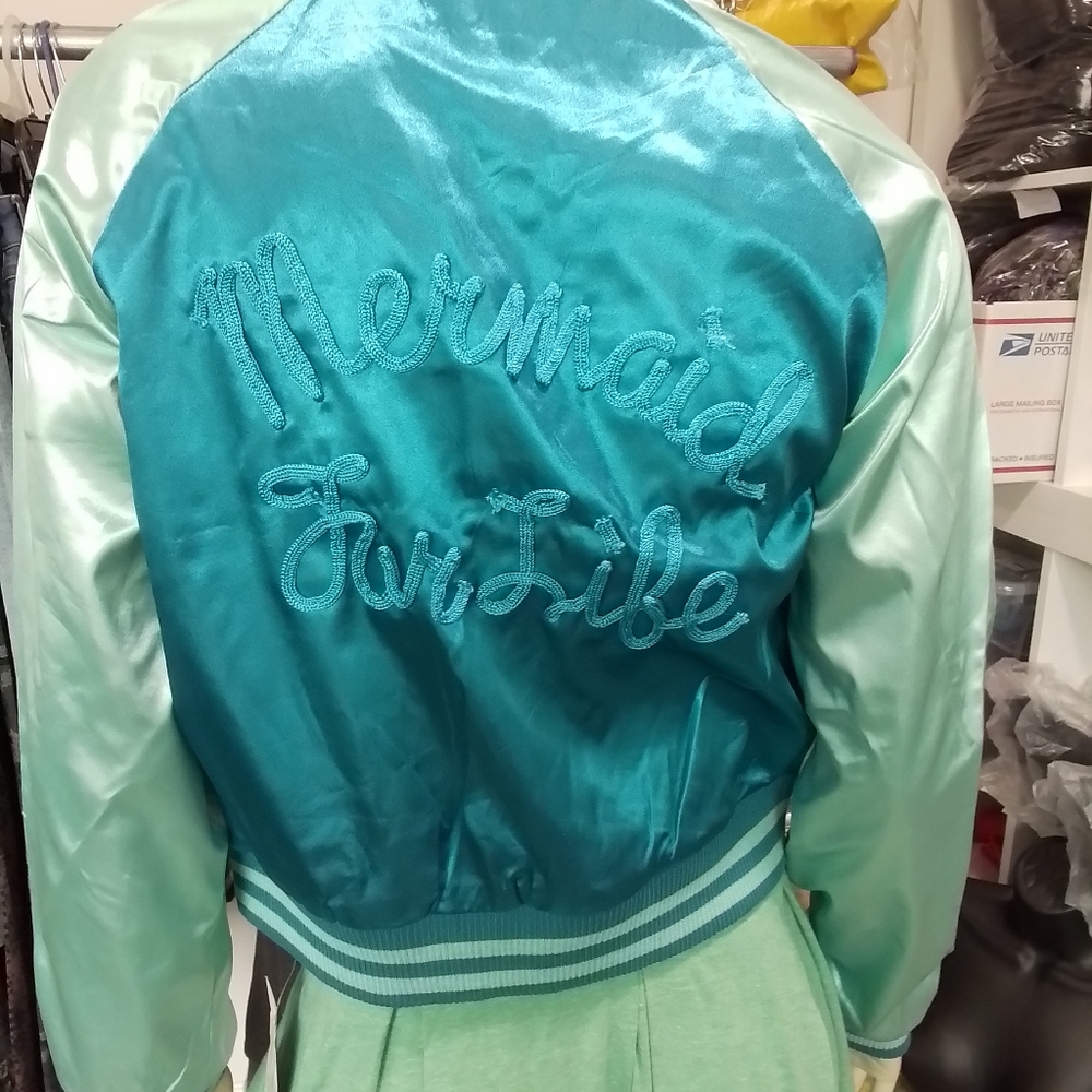 Iron Fist Bomber Satin Jacket NEW WITH TAGS - Picture 11 of 14